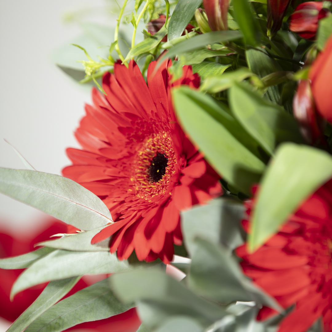 bouquet rosso fioreria pinciroli